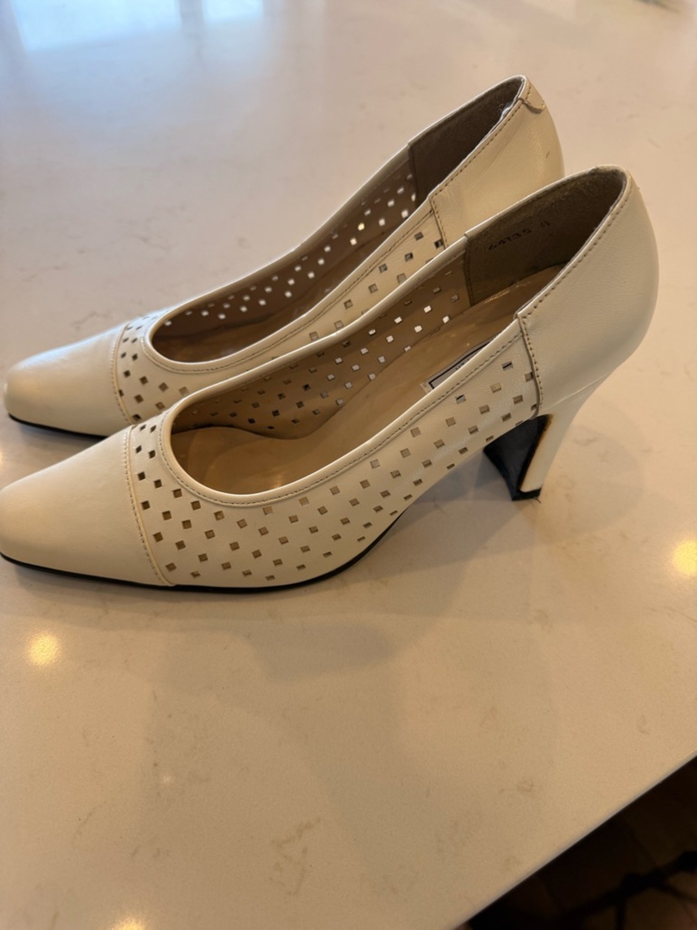 Vintage Cream Perforated Mid-Heel Pumps